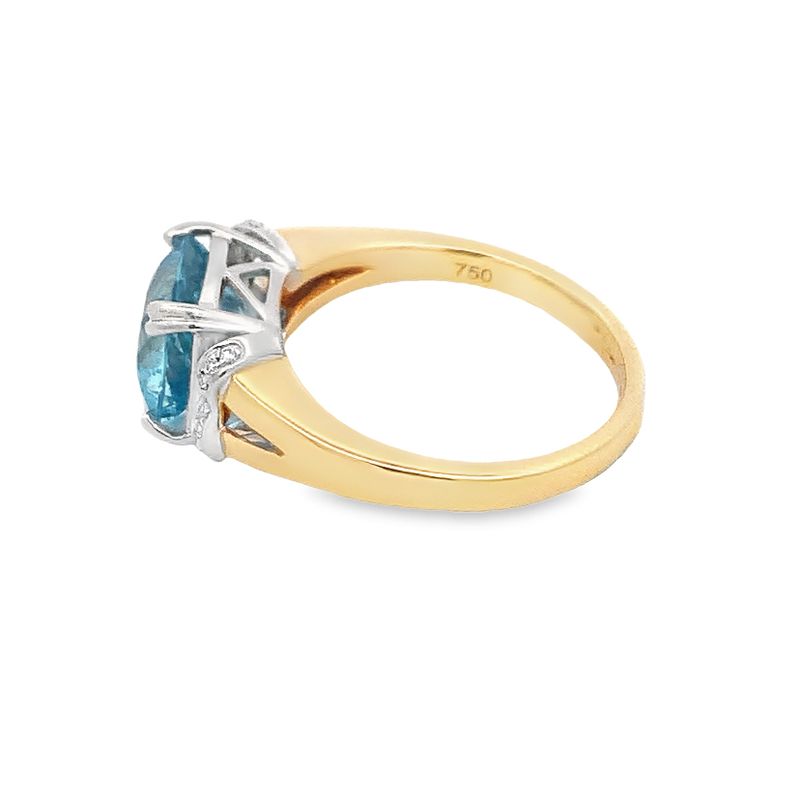 Parrys Jewellers 18ct Yellow Gold 2.93ct Aquamarine Diamond Dress Ring TDW 0.06ct