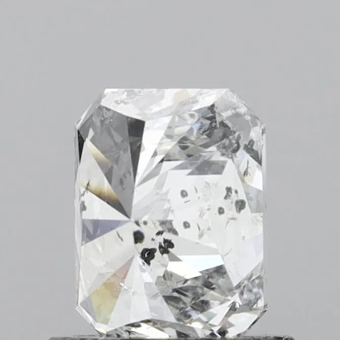 1.00ct Radiant Natural Diamond (Colour E, Clarity SI2, Cut VG, IGI Certified)